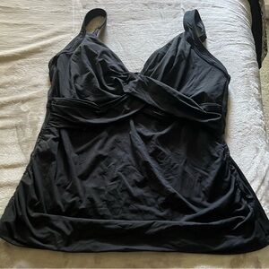 Lands’ End Black Tankini Swim Top Size 18